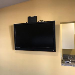 Encore Motel